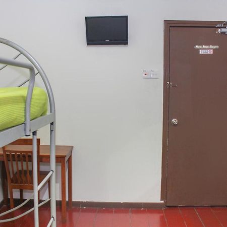 Spot On 89707 River View Guest House Tranquerah Bagian luar foto
